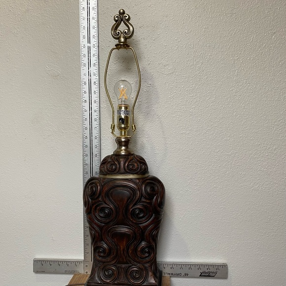 Gorgeous Boho Tribal Carved Wood/Resin Brown Uttermost  Table Lamp - Picture 6 of 9